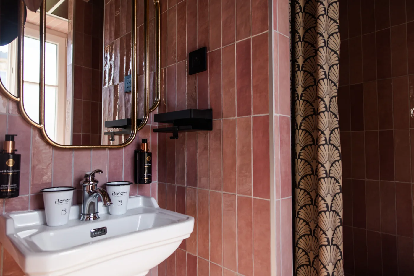 Deluxe bathroom - pink tiles, walk-in shower, Art Deco mirror, 4-star Montmartre hotel